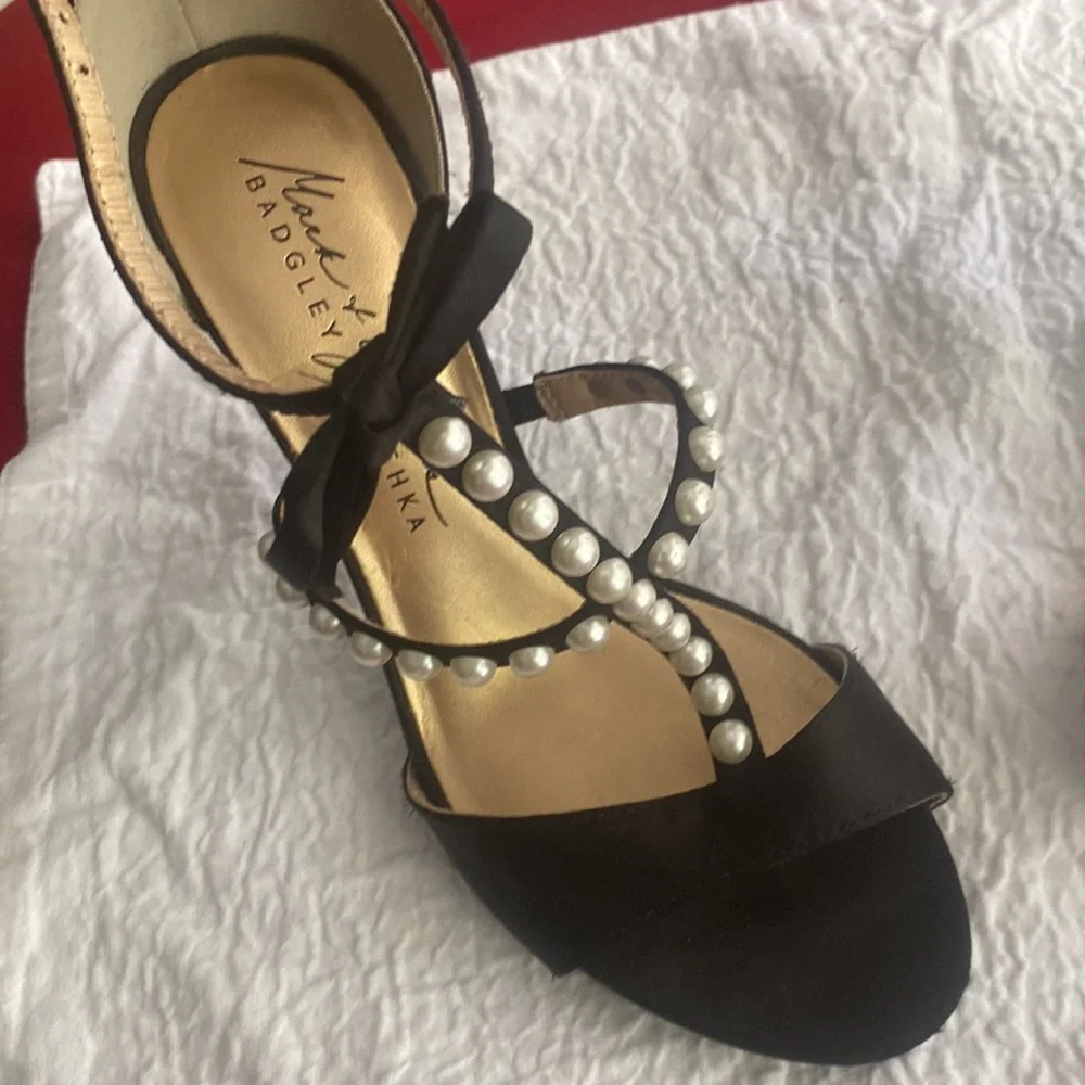 HEELS 👠 by BADGLEY MISCKA - Picture 2 of 7